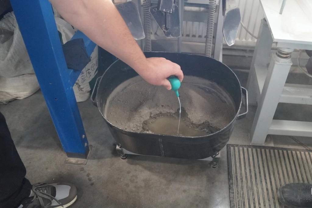 3-4-min.jpg 3-4-min.jpg