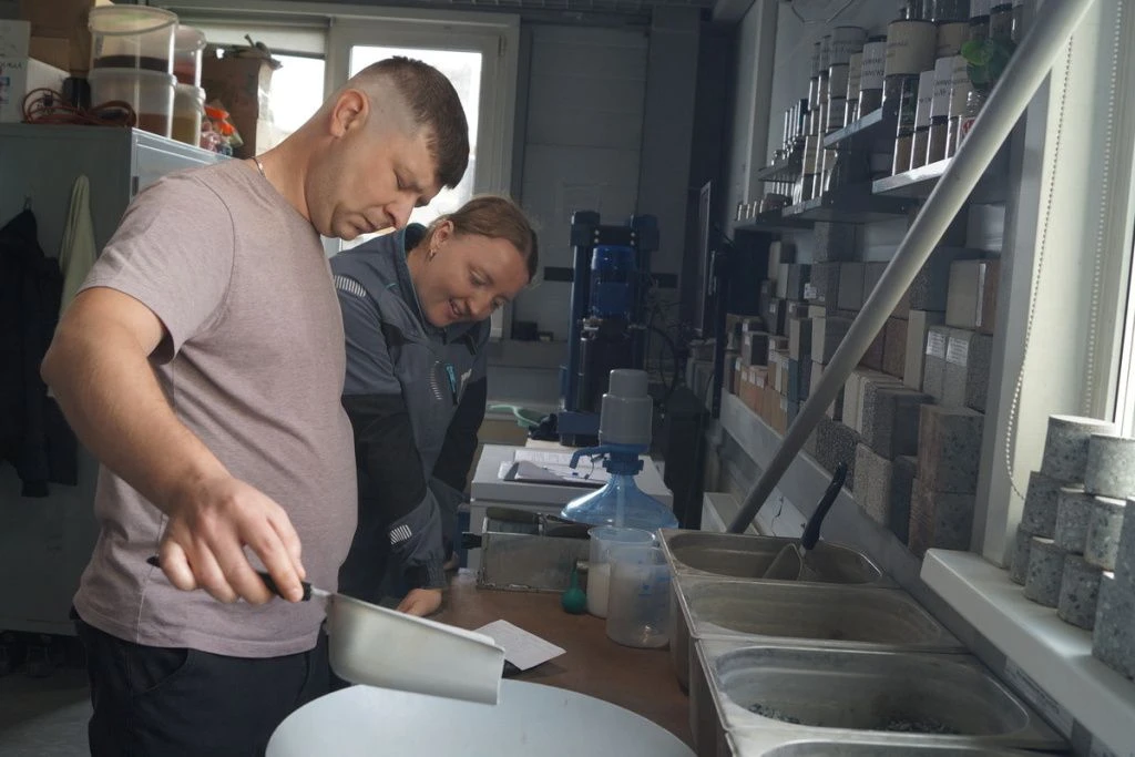 3-2-min.jpg 3-2-min.jpg