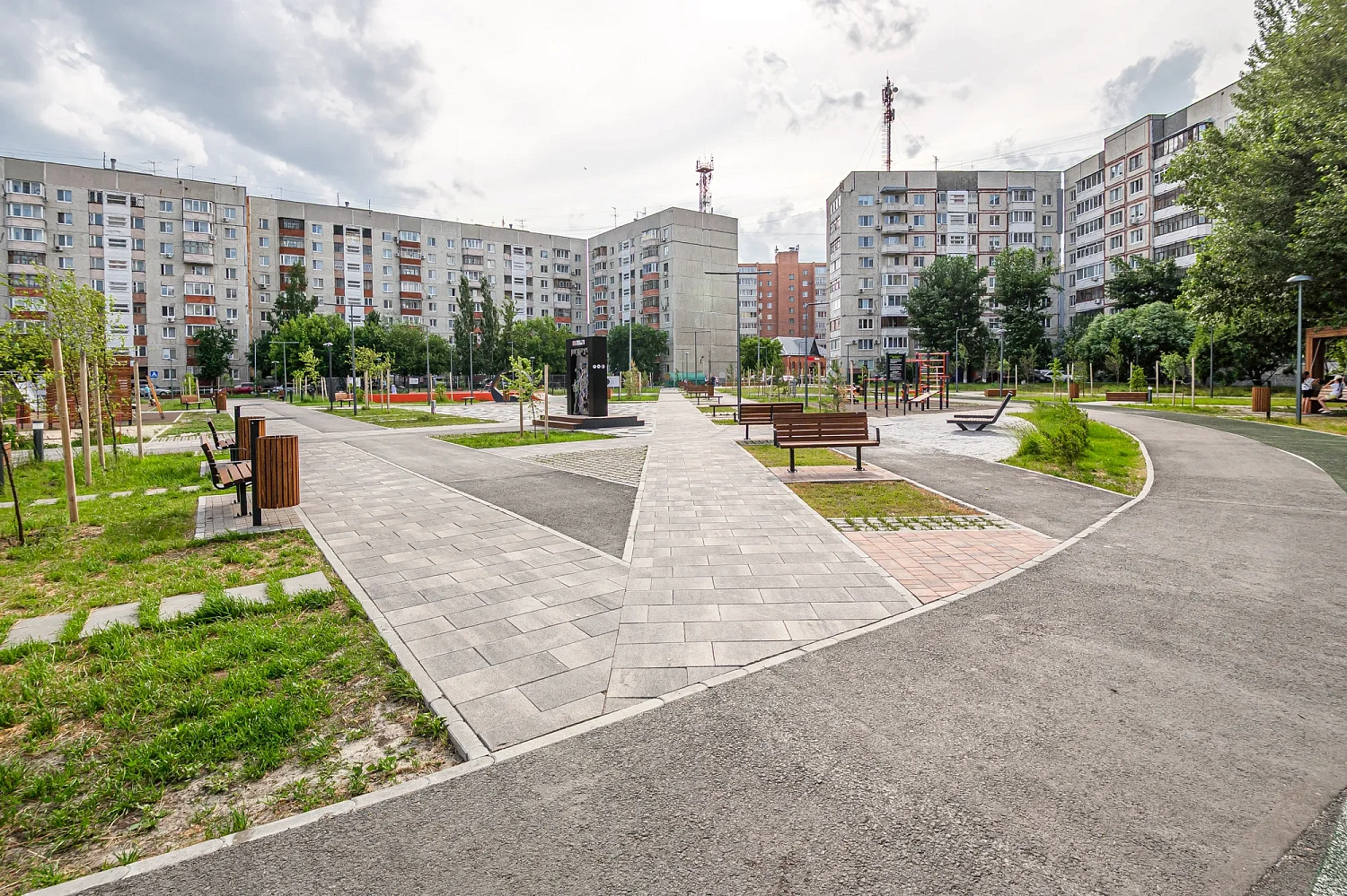 Сквер Добровольцев в Тюмени (Московский тракт, 163)