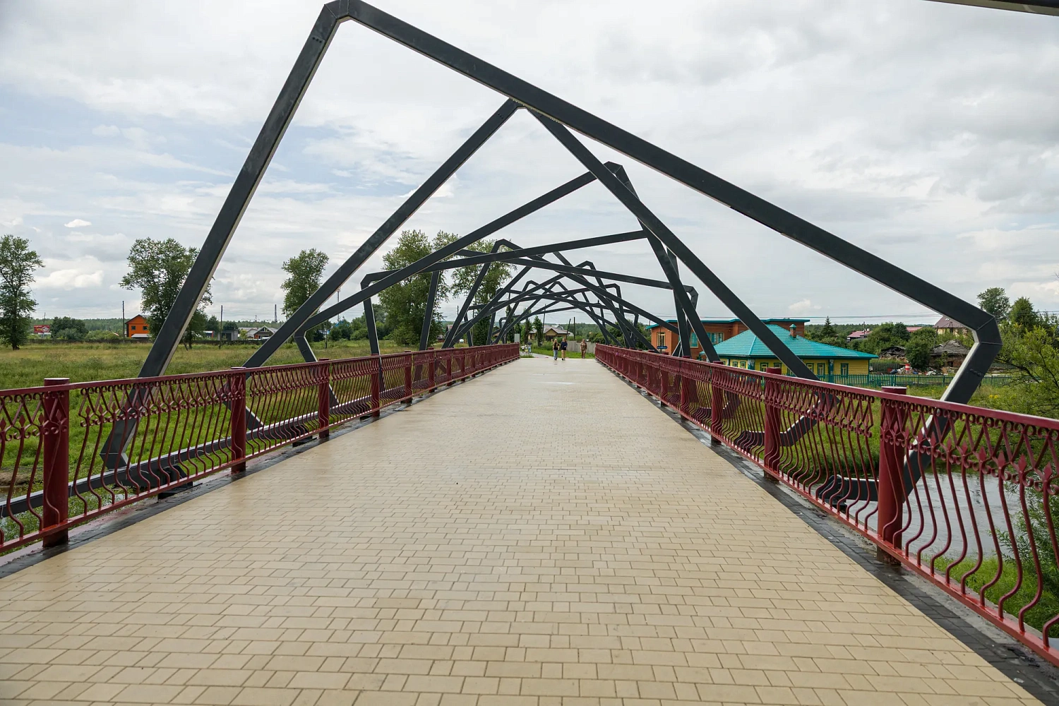 Мост Влюбленных в Соликамске (Пермский край)