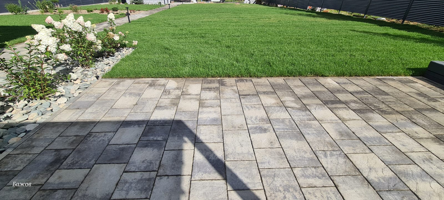 Плитка Литос в цвете Шунгит в частном доме КП Заповедник Плитка Литос в цвете Шунгит в частном доме КП Заповедник