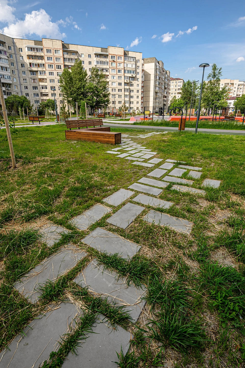 Сквер Добровольцев в Тюмени (Московский тракт, 163)